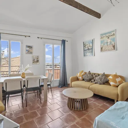 Apartment 2 Bedrooms Sea View In Le Suquet *